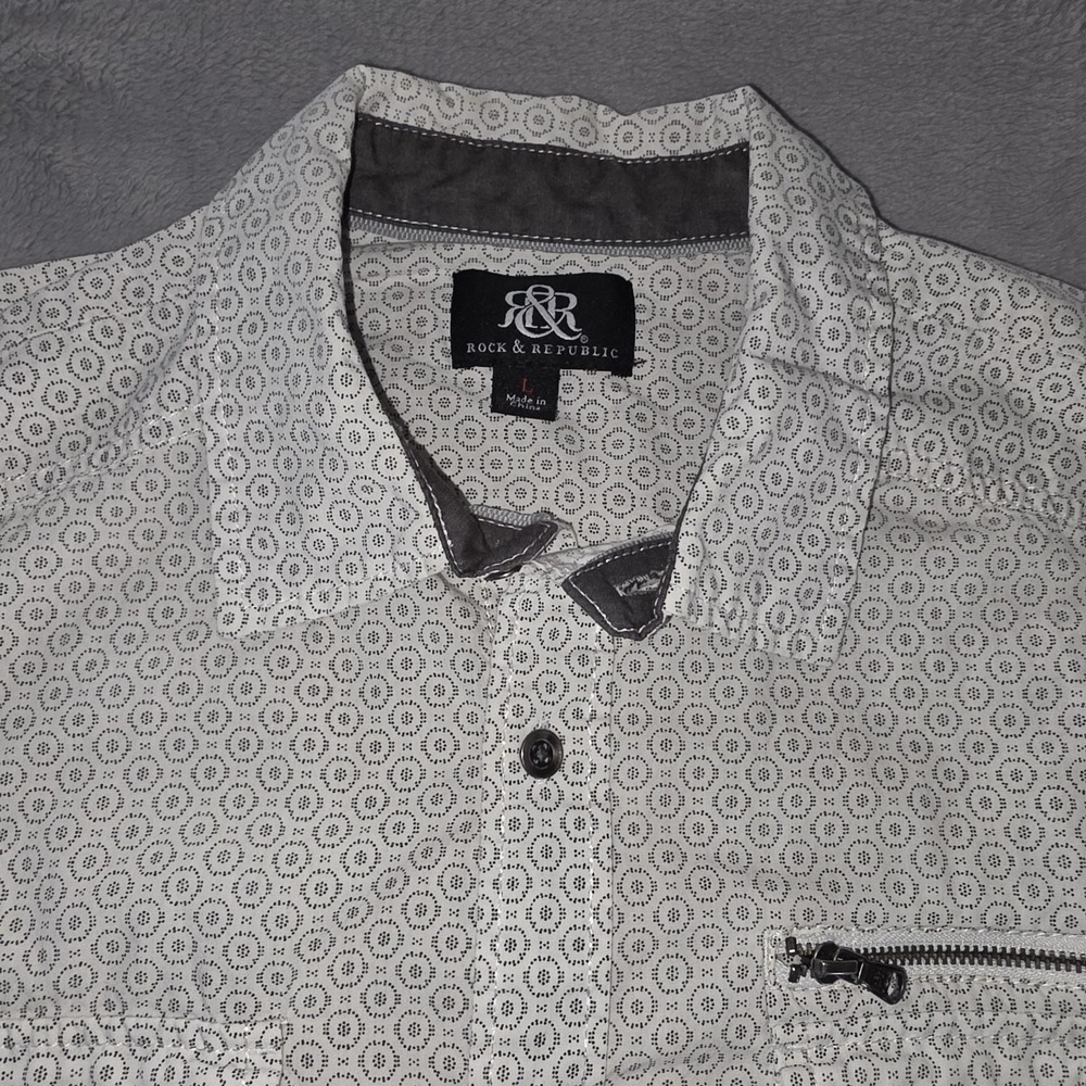 Rock & Republic Button Down Zipper Pocket Short Sleeve Shirt Men's Size Large